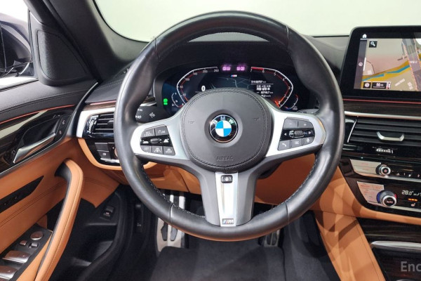 2022 BMW 5 серии с пробегом 82 757 км