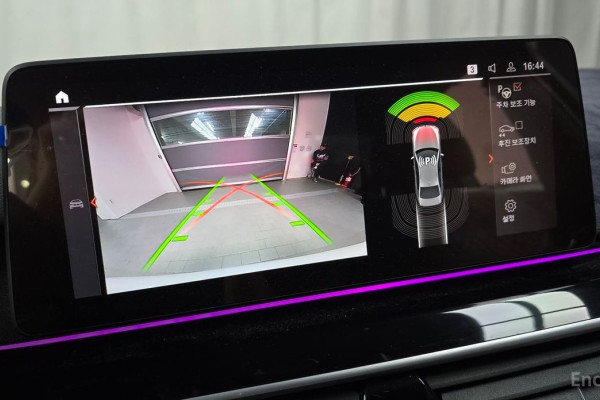 2022 BMW 5 серии с пробегом 37 940 км