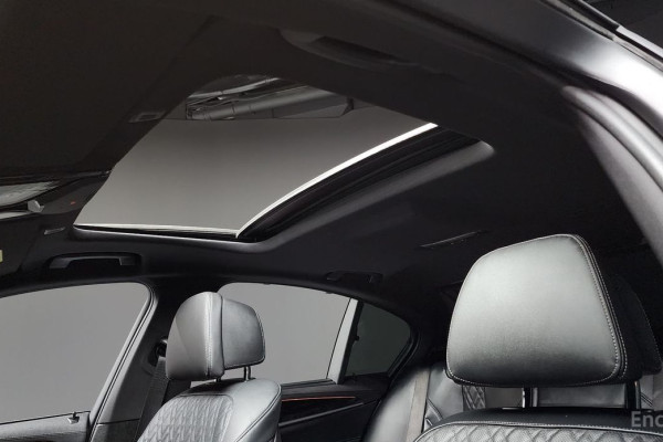 2022 BMW 5 серии с пробегом 41 932 км