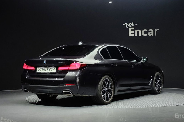 2022 BMW 5 серии с пробегом 52 944 км