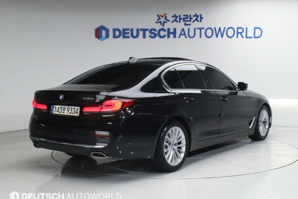 2022 BMW 5 серии с пробегом 117 504 км