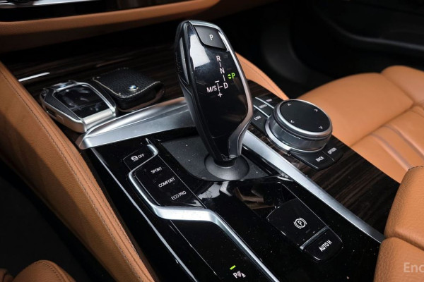 2022 BMW 5 серии с пробегом 55 327 км