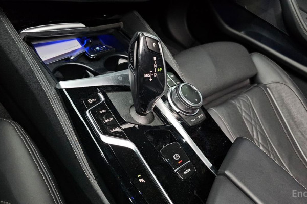 2022 BMW 5 серии с пробегом 52 944 км