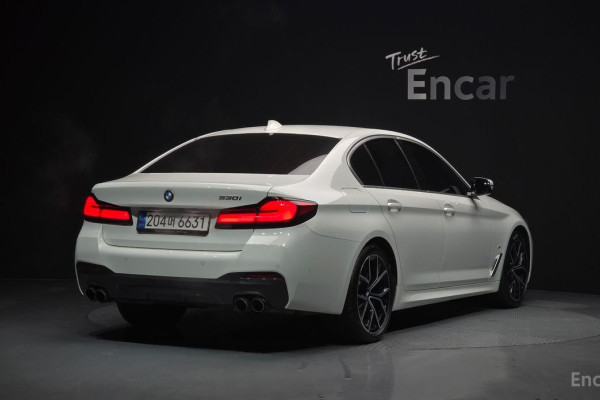 2022 BMW 5 серии с пробегом 40 080 км