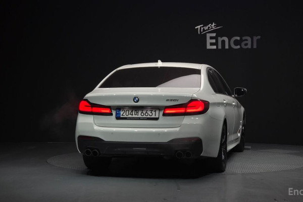 2022 BMW 5 серии с пробегом 40 080 км