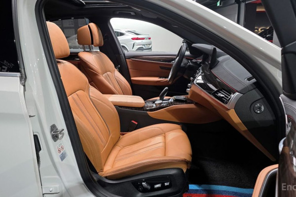 2022 BMW 5 серии с пробегом 55 327 км