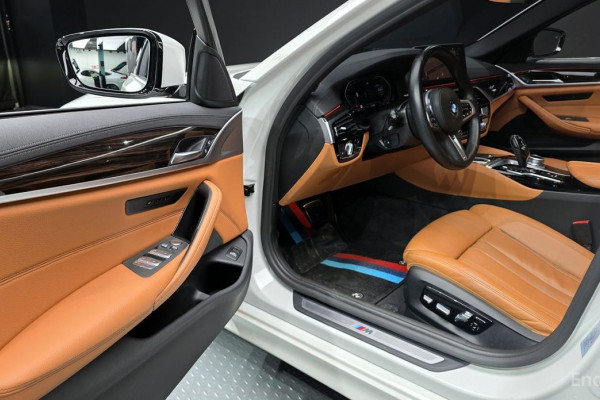 2022 BMW 5 серии с пробегом 55 327 км