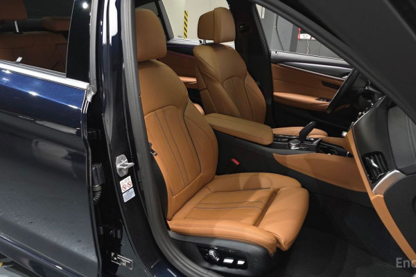 2022 BMW 5 серии с пробегом 21 459 км