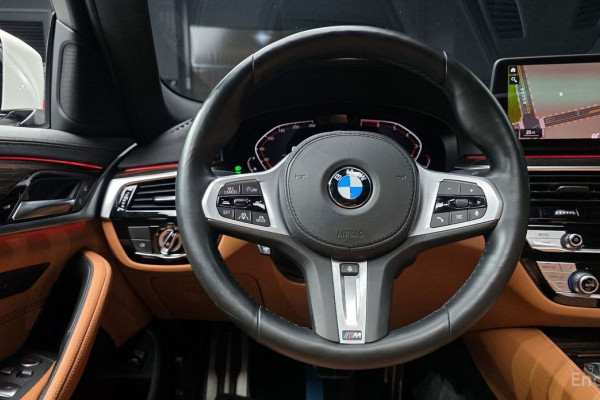 2022 BMW 5 серии с пробегом 55 327 км