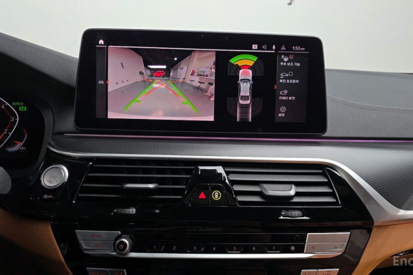 2022 BMW 5 серии с пробегом 54 085 км