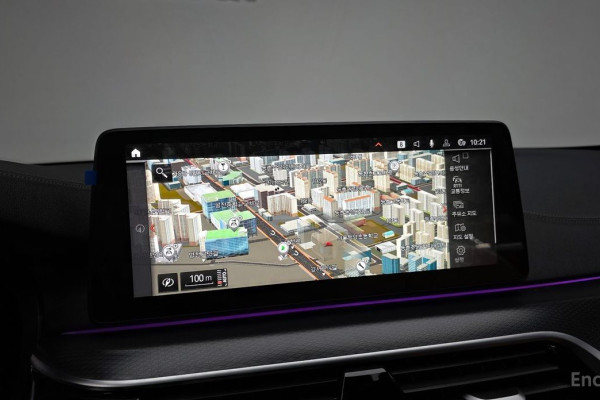 2022 BMW 5 серии с пробегом 21 459 км