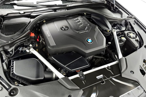 2022 BMW 5 серии с пробегом 26 981 км