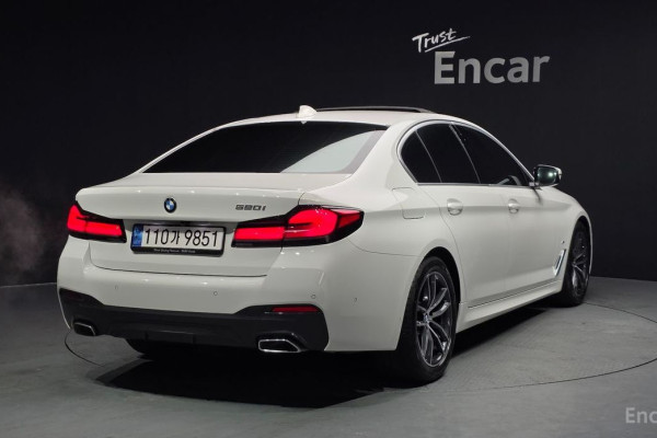 2022 BMW 5 серии с пробегом 41 023 км