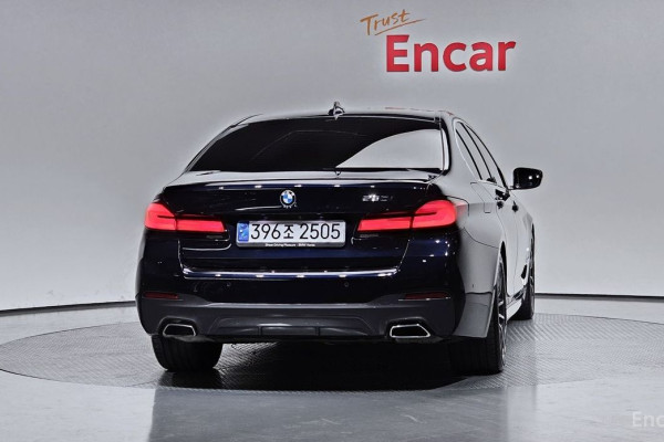 2022 BMW 5 серии с пробегом 49 708 км