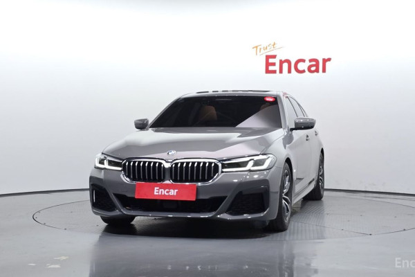 2022 BMW 5 серии с пробегом 26 220 км