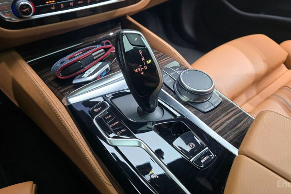 2022 BMW 5 серии с пробегом 49 781 км