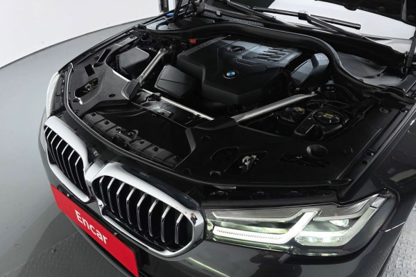 2022 BMW 5 серии с пробегом 19 423 км