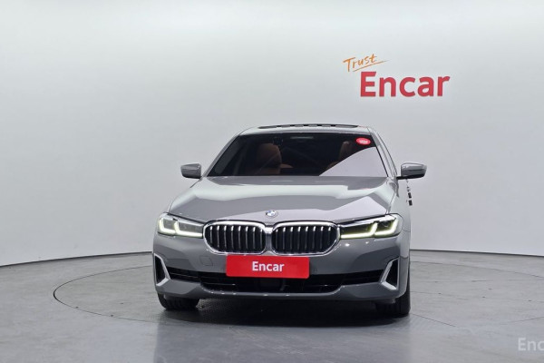 2022 BMW 5 серии с пробегом 55 929 км