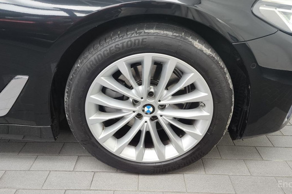 2022 BMW 5 серии с пробегом 26 882 км