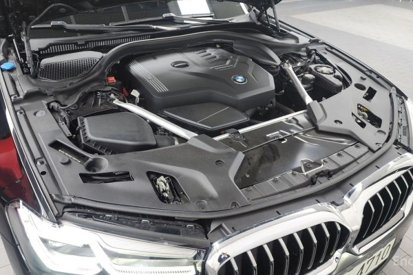 2022 BMW 5 серии с пробегом 26 882 км