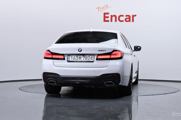 2022 BMW 5 серии с пробегом 39 779 км