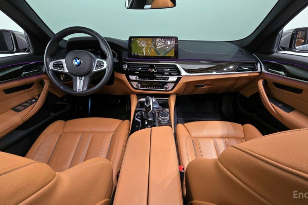 2022 BMW 5 серии с пробегом 26 220 км