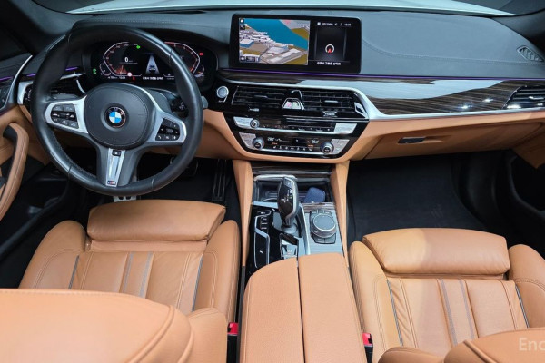 2022 BMW 5 серии с пробегом 41 023 км