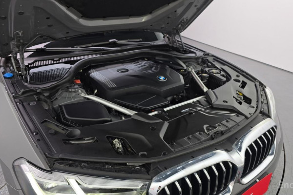 2022 BMW 5 серии с пробегом 55 929 км