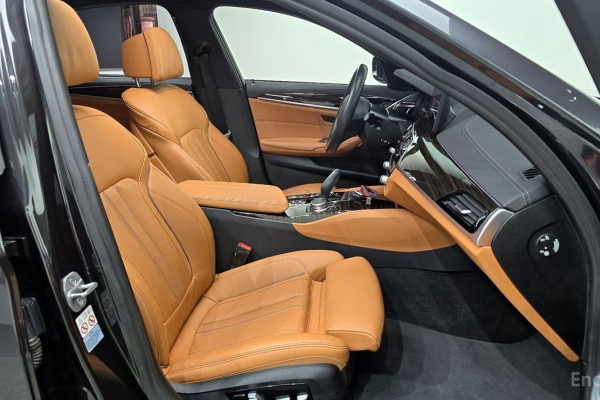 2022 BMW 5 серии с пробегом 49 781 км