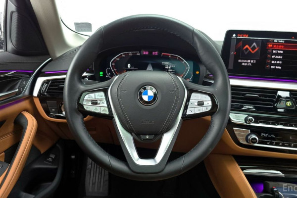 2022 BMW 5 серии с пробегом 26 981 км