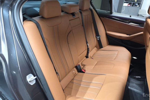 2022 BMW 5 серии с пробегом 19 423 км