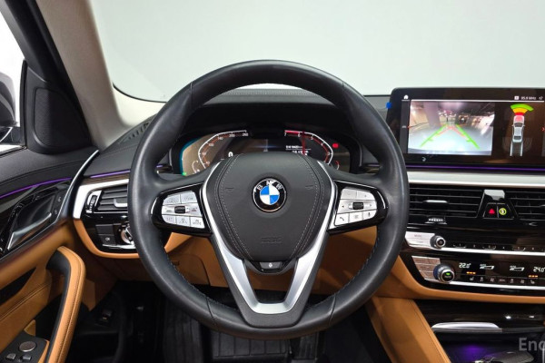 2022 BMW 5 серии с пробегом 19 423 км