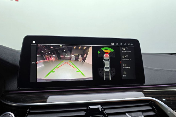 2022 BMW 5 серии с пробегом 49 781 км