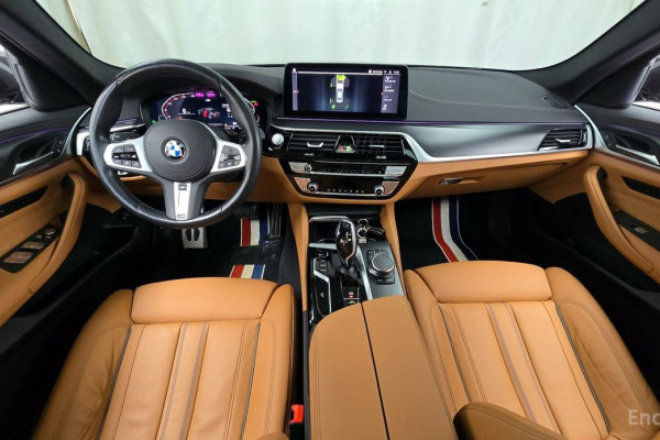 2022 BMW 5 серии с пробегом 30 071 км