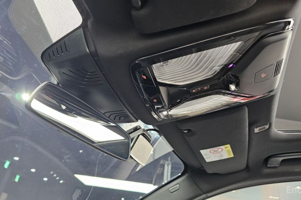 2022 BMW 5 серии с пробегом 49 708 км