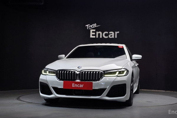 2022 BMW 5 серии с пробегом 56 053 км