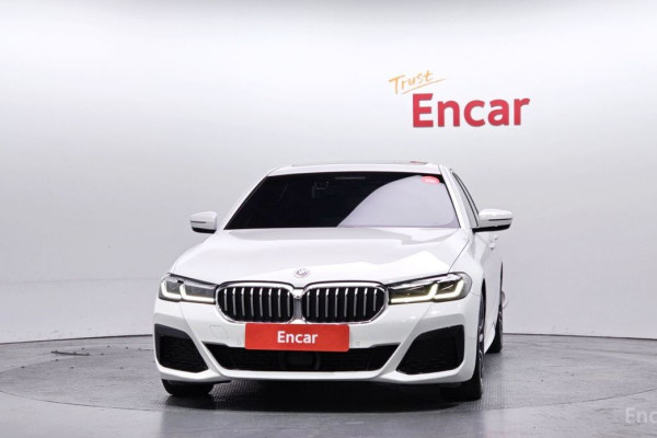 2022 BMW 5 серии с пробегом 55 884 км