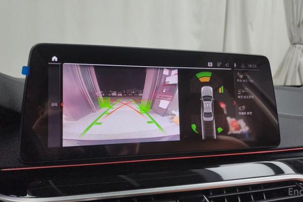 2022 BMW 5 серии с пробегом 26 882 км