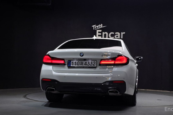 2022 BMW 5 серии с пробегом 56 053 км