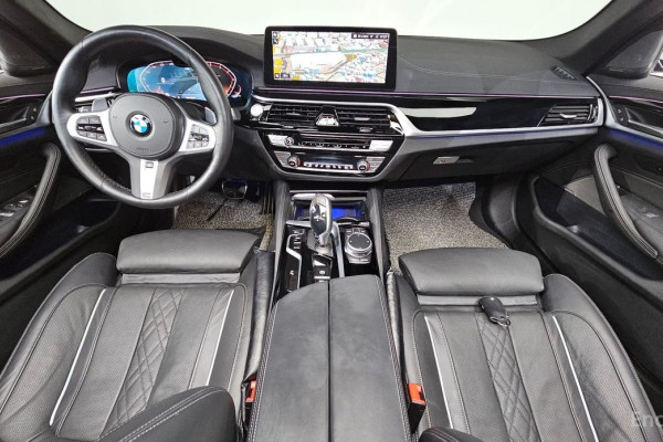 2022 BMW 5 серии с пробегом 26 294 км