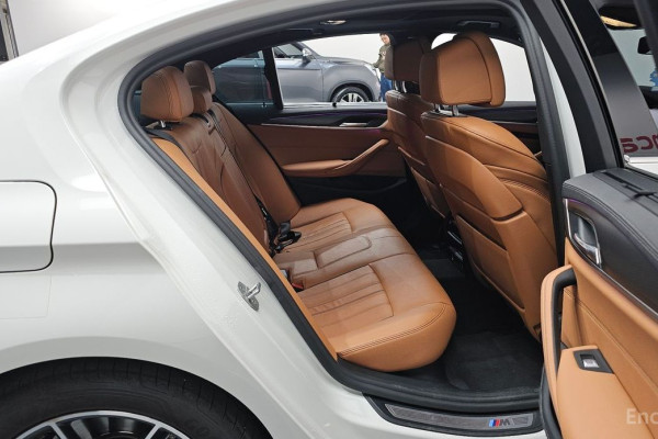 2022 BMW 5 серии с пробегом 39 779 км