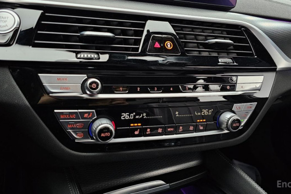 2022 BMW 5 серии с пробегом 49 708 км