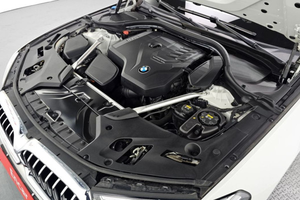 2022 BMW 5 серии с пробегом 55 884 км