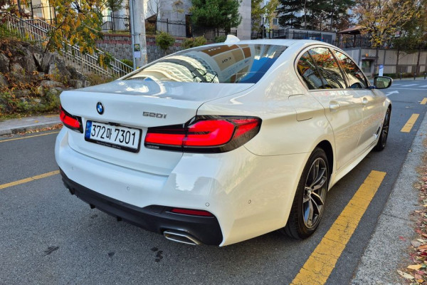 2022 BMW 5 серии с пробегом 50 900 км
