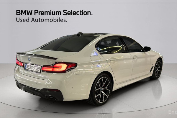 2022 BMW 5 серии с пробегом 36 998 км