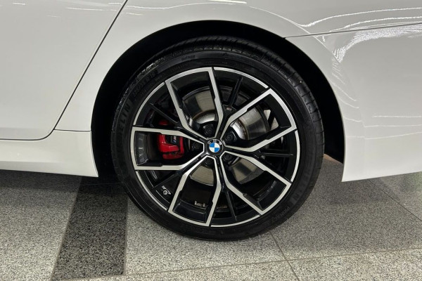 2022 BMW 5 серии с пробегом 36 998 км