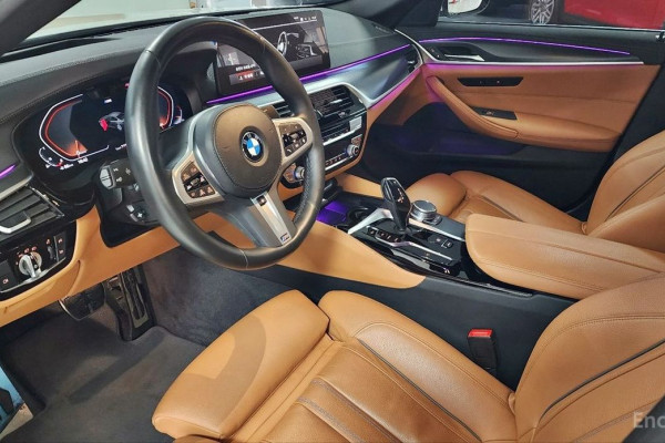 2022 BMW 5 серии с пробегом 72 739 км