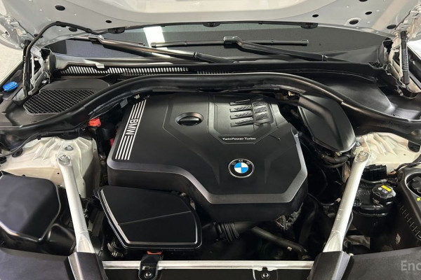 2022 BMW 5 серии с пробегом 36 998 км