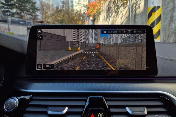 2022 BMW 5 серии с пробегом 50 900 км