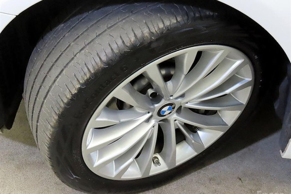 2022 BMW 5 серии с пробегом 52 202 км